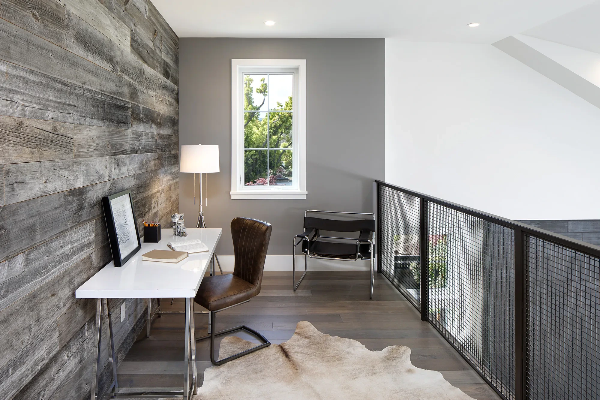 Valparaiso by GHG Builders — study with reclaimed timber wall